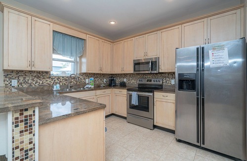 Bel Air Cabaña | Gypsy Soul | 2BR Home, Walk to Beach, Pool Access, Balcony, Beach Gear Provided