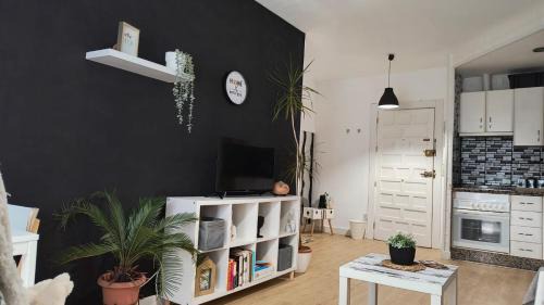 La Trinidad-San Juan y Todos los Santos Apartamento | GYVHome