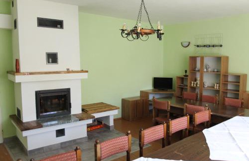 Nova Bana Casa | Hájenka Bukovina Nová Baňa