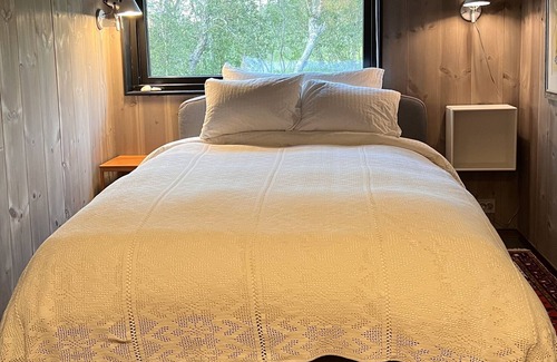 Tromso Apartamento | Håkøya Lodge - Scenic two Bedroom Apartment With