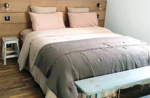 Coulanges-la-Vineuse Cama Y Desayuno | Hébergement Indépendant Dans Maison Avec Piscine, au Coeur du Vignoble