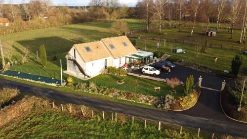 Saint-Mars-d'Outille Casa | Hébergements indépendants chez l'habitant
