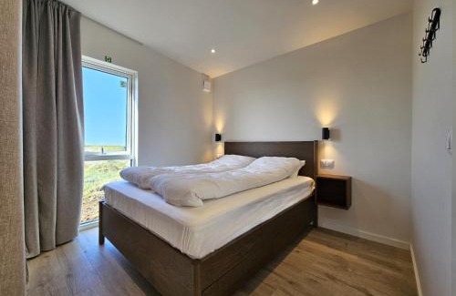 Borgarnes Casa | Hítarneskot Accommodations
