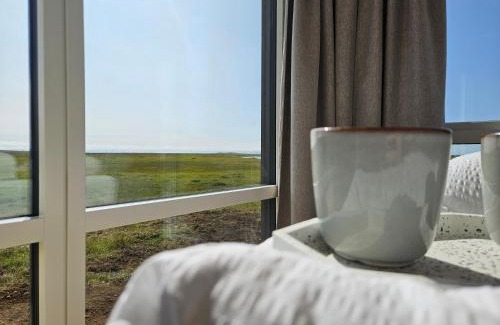 Borgarnes Casa | Hítarneskot Accommodations