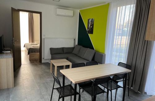 Hodmezovasarhely Chalet De Esquí | Hód-Thermal Camping