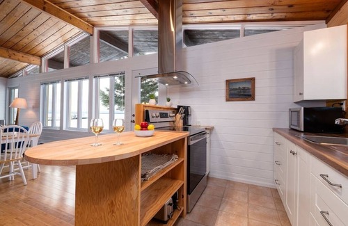 Saint-Joseph-de-la-Rive Chalet De Esquí | Hôtel à la maison - Cap à L'Île, vue, fleuve et spa