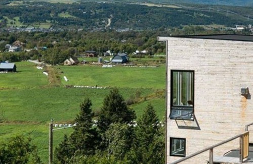 Baie-St-Paul Chalet De Esquí | Hôtel à la maison - Panache, spa et fleuve