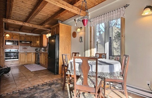 Baie-St-Paul Chalet De Esquí | Hôtel à la maison - Les Sabots du Nord avec spa
