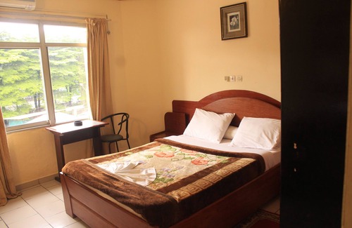 Douala Hotel | Hôtel Beau Rivage