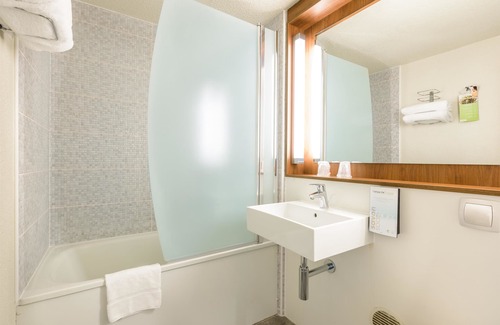 Sept Deniers - Ginestous Hotel | Hôtel Campanile Toulouse Nord - Sesquières