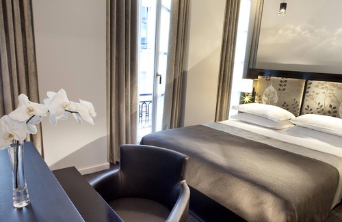 Saint-Gervais Hotel | Hôtel Caron le Marais