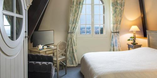 Ennery Hotel | Hôtel Château de l'Hermitage