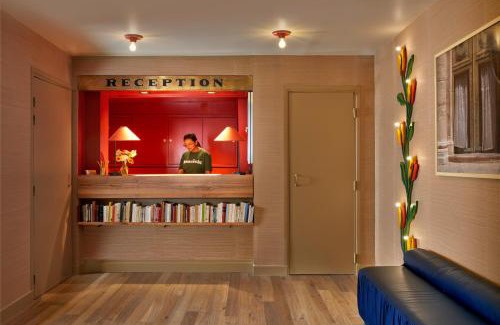 8th Arrondissement Hotel | Hôtel de La Boétie