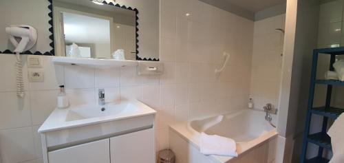 Deauville City Centre Hotel | Hôtel de la Côte Fleurie