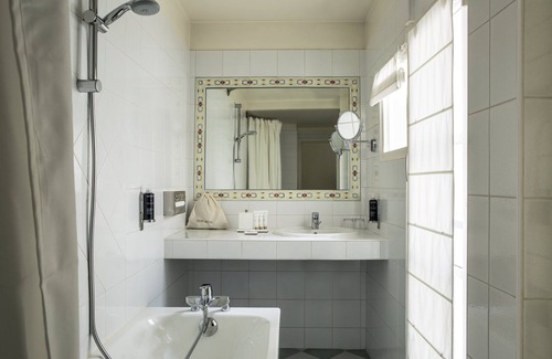 Paris City Center Hotel | Hôtel de la Place du Louvre