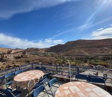 Tamdaght Cama Y Desayuno | Hôtel familiale les grotte