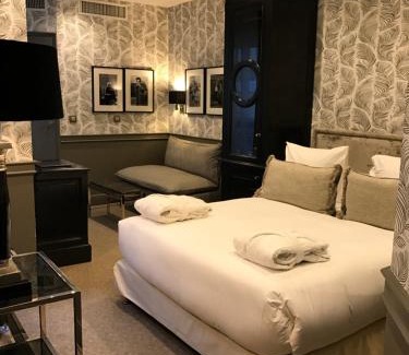 Faubourg-du-Roule Hotel | Hôtel George Washington