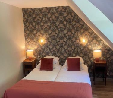 Minihy-Treguier Hotel | Hôtel Kastell Dinec'h