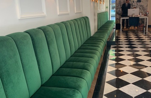 Saint-Vincent-de-Paul Hotel | Hôtel Léna
