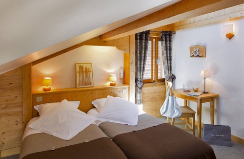 Le Grand-Bornand Hotel | Hôtel La Croix Saint Maurice