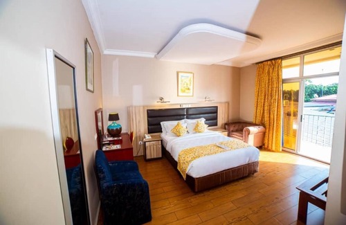 Douala Hotel | Hôtel La Falaise Bonanjo