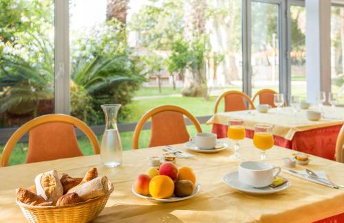 Alenya Hotel | Hôtel Le Domaine du Mas Blanc by Popinns