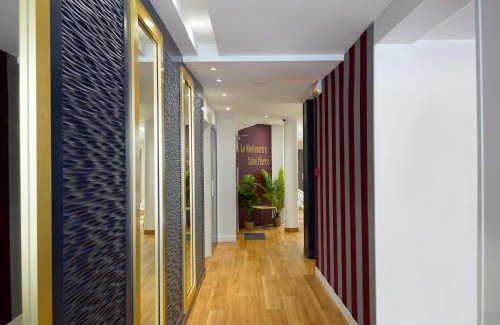 Clignancourt Hotel | Hôtel Le Montmartre Saint Pierre
