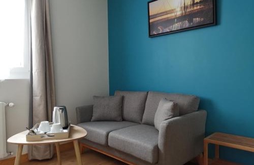 Lanveoc Hotel | Hôtel Le Poulmic