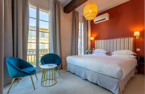 Arles City Centre Hotel | Hôtel Le Relais de Poste Arles Centre Historique