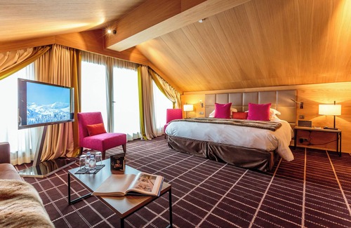 Meribel Centre Hotel | Hôtel Le Savoy Méribel