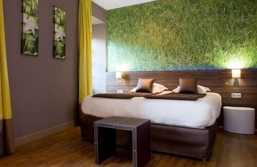 Beaulieu-sur-Dordogne Hotel | Hôtel Le Turenne