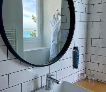 Perros-Guirec Hotel | Hôtel Les Costans, The Originals Relais