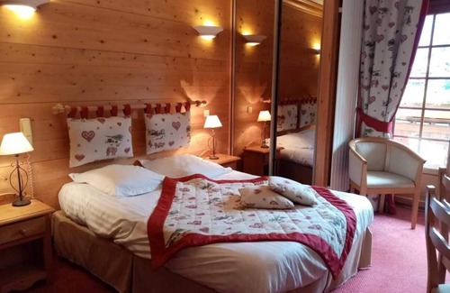 La Clusaz Hotel | Hôtel Les Sapins