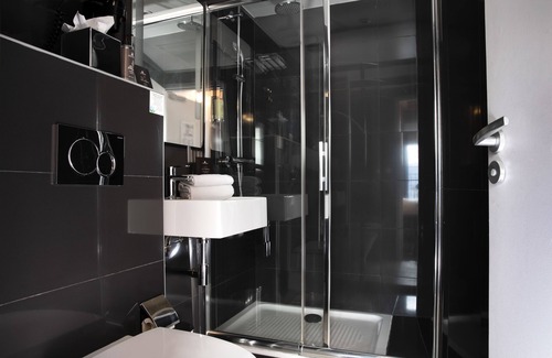 Quartier de la Folie-Mericourt Hotel | Hôtel MARAIS HÔme