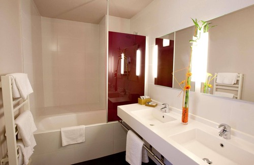 Saint-Lary-Soulan Hotel | Hôtel Mercure de Saint-Lary