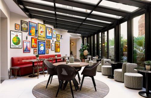 Saint-Lambert Hotel | Hôtel Moderniste