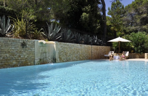 Valbonne Hotel | Hôtel Oméga