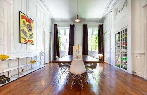 Besancon Old Town Apartamento | Hôtel particulier de 1734 - avec Parking - Plein centre-ville