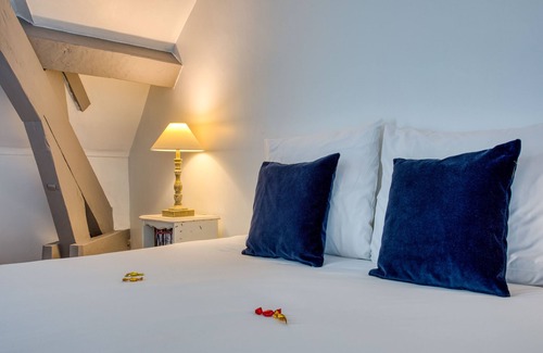 Sarlat-la-Caneda Hotel | Hôtel Restaurant Le Meysset