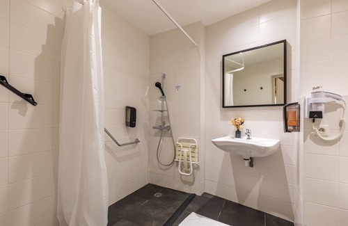 Saint-Helier Hotel | Hôtel Restaurant Le Victoria