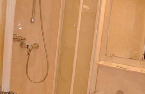 Butte-aux-Cailles Hotel | Hôtel Verlaine