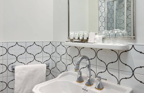 Quartier de la Salpetriere Hotel | Hôtel Villa Romantic & SPA