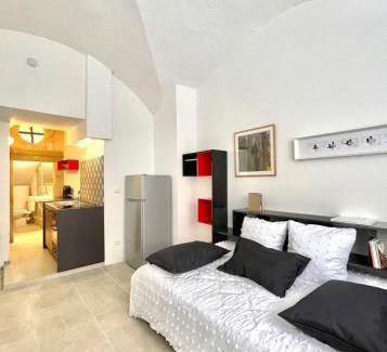 Nimes City Centre Apartamento | Hôtel Villard Studio Monument Historique Gard Tourisme