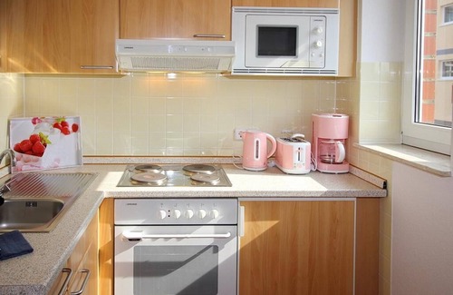 Schillig Apartamento | Hübsche Ferienwohnung am Meer mit Balkon und Blick zum Grünen Nordseedeich