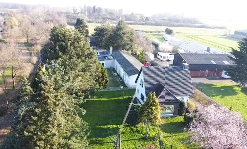 Lank-Latum Casa | Hübsches Cottage in ehemaliger Gärtnerei