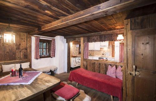 Alpbach Casa | Hütte - Ferienhaus Bischoferhütte für 2-10 Personen