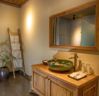 Bai Lang Casa | HỒ ĐÁ CỔ THIÊN LONG RESORT