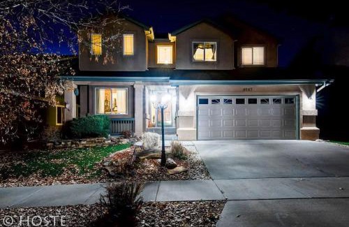 Northeast Colorado Springs Casa | *H* 5BR Home Getaway w/HOT TUB *