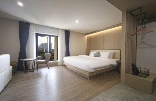 Buk-gu Hotel | H AVENUE