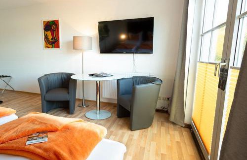 Greifswald Apartamento | H&H Apartments im Herzen der Stadt super zentral ruhig mit Kochnischen Balkon oder Empore